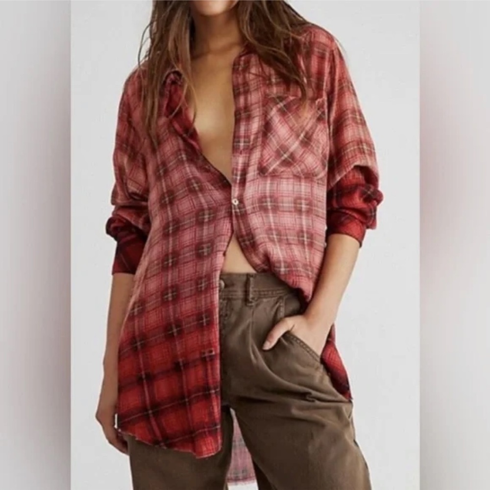 FP One Red Plaid Button-Up Shirt Grunge Long Sleeve frayed hem size Small